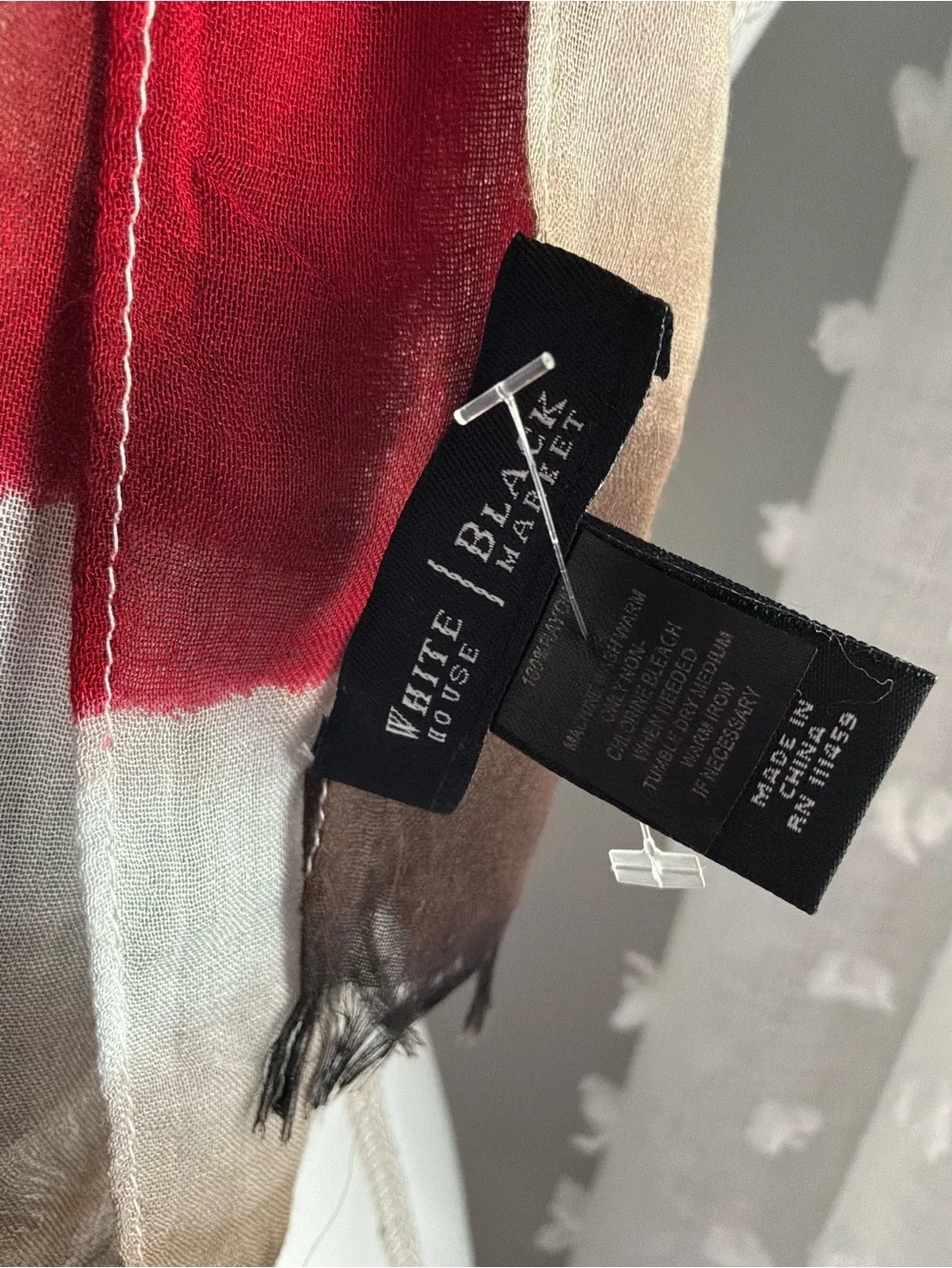 NWOT White House Black Market Red, Brown & Cream Gradient Scarf